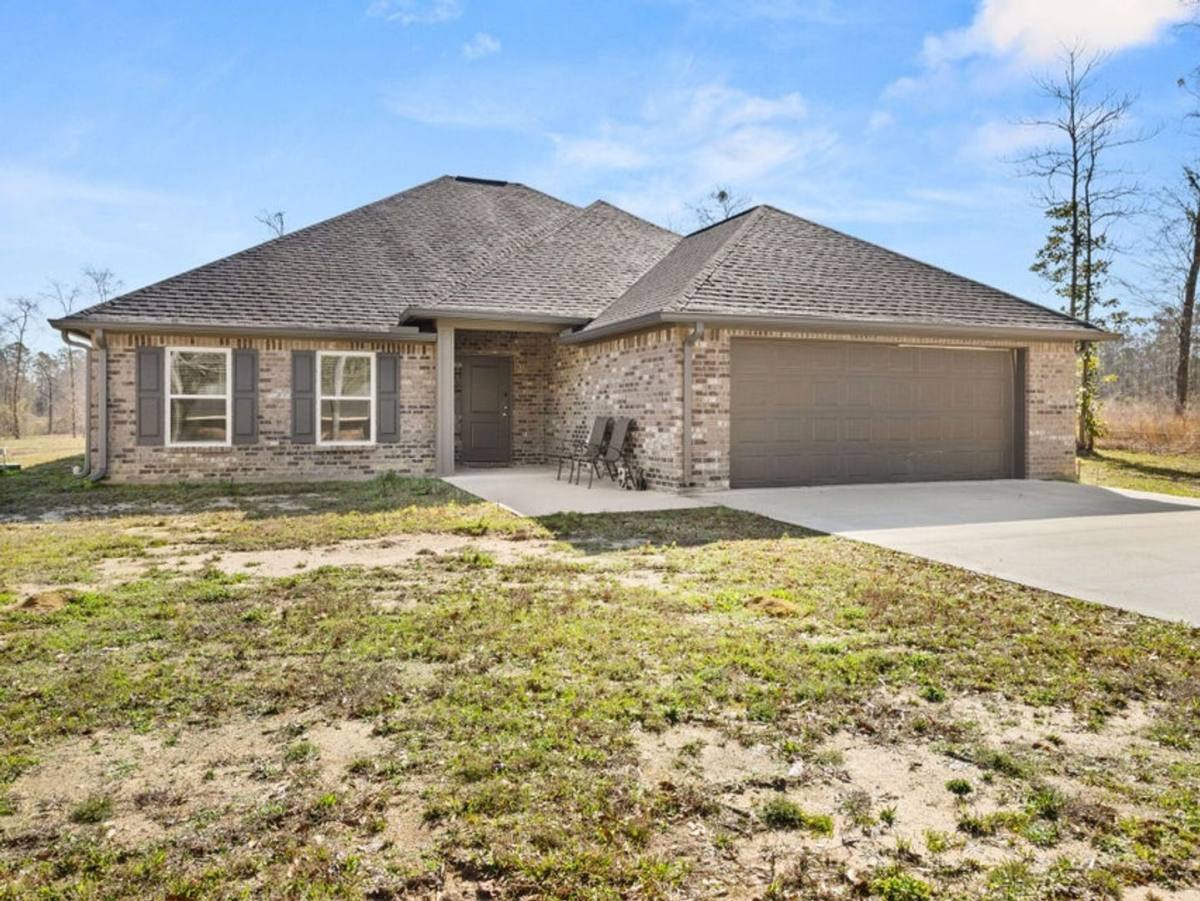 House for rent at 131 Landrum Rd, Leesville, LA 71446