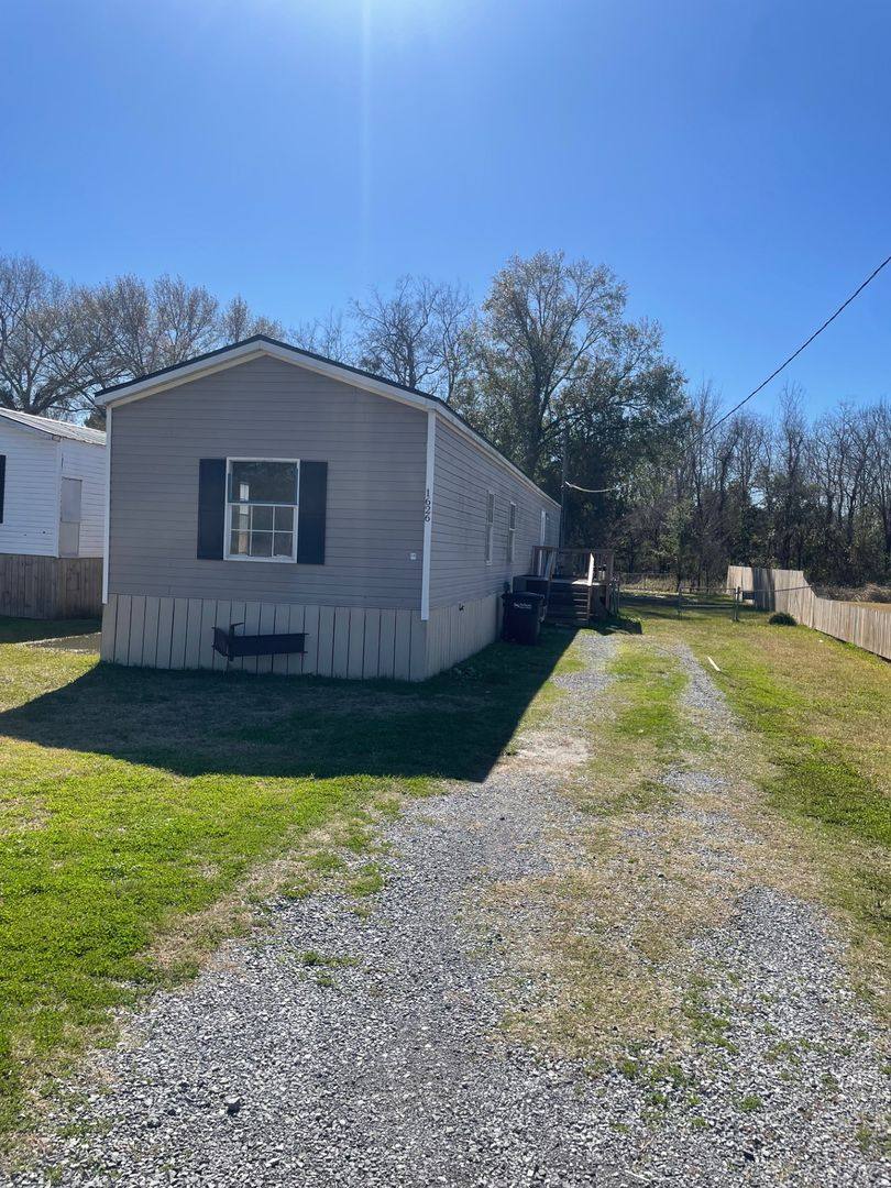 House for rent at 1626 Bradley Lane, New Iberia, LA 70560
