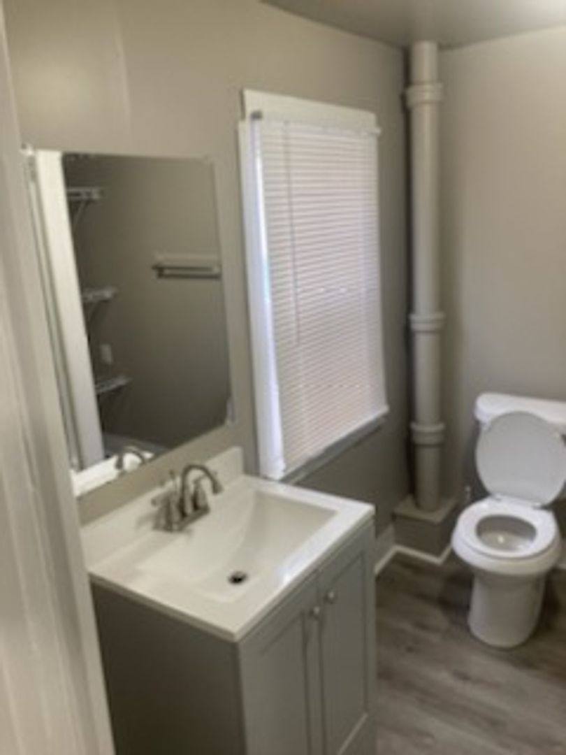 House for rent at 100 Lyndhurst St, Rochester, NY 14605