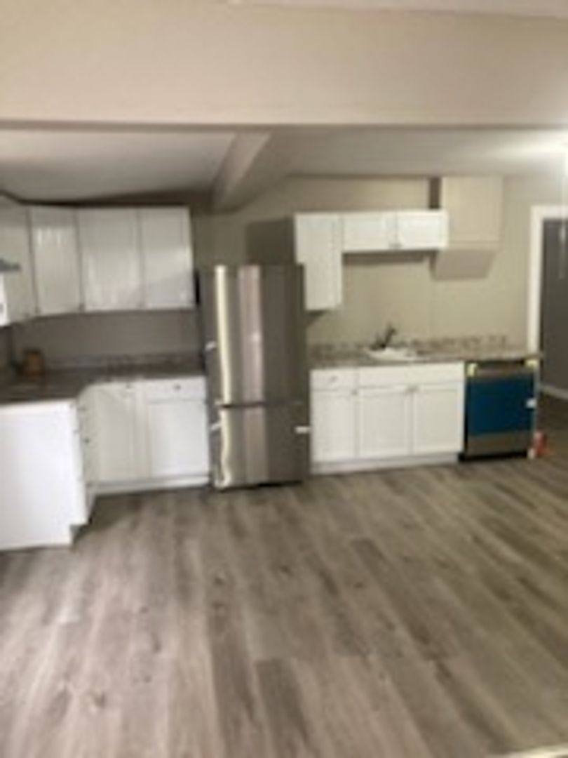 House for rent at 100 Lyndhurst St, Rochester, NY 14605
