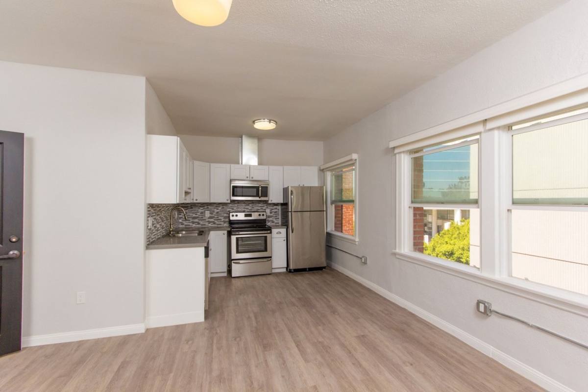 Apartment for rent at 412 S Lake St, Los Angeles, CA 90057
