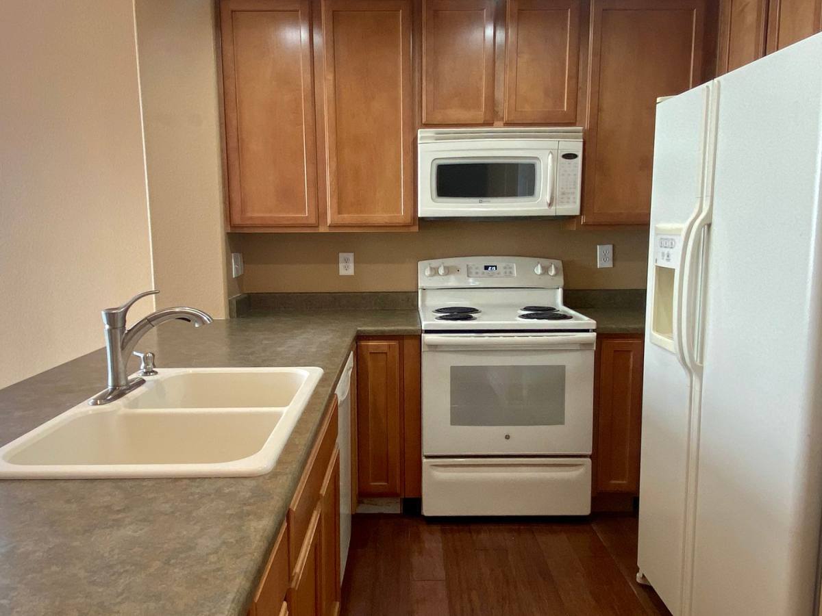 Townhouse for rent at 15934 E Geddes Lane #46, Aurora, CO 80016