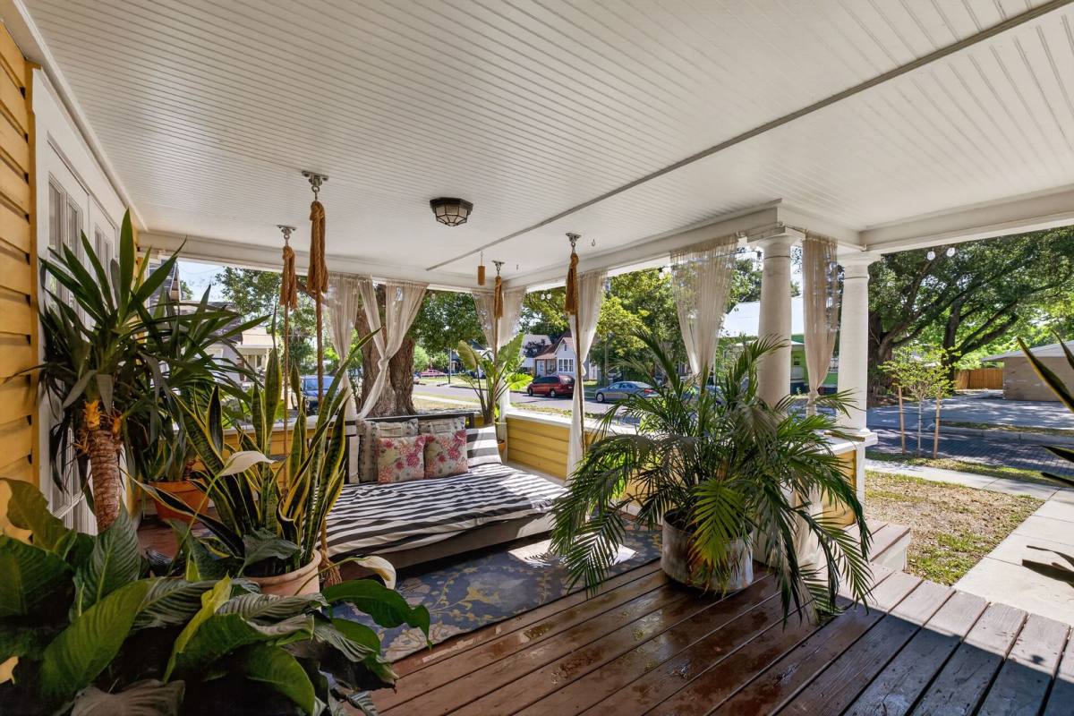 House for rent at 2904 N Jefferson St, Tampa, FL 33602