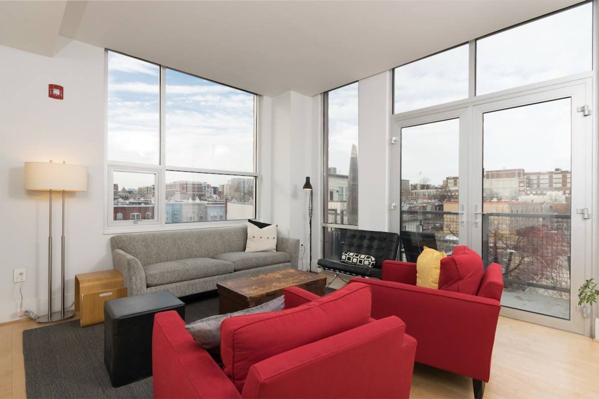 Apartment for rent at 2100 11th St NW, Washington, DC 20001