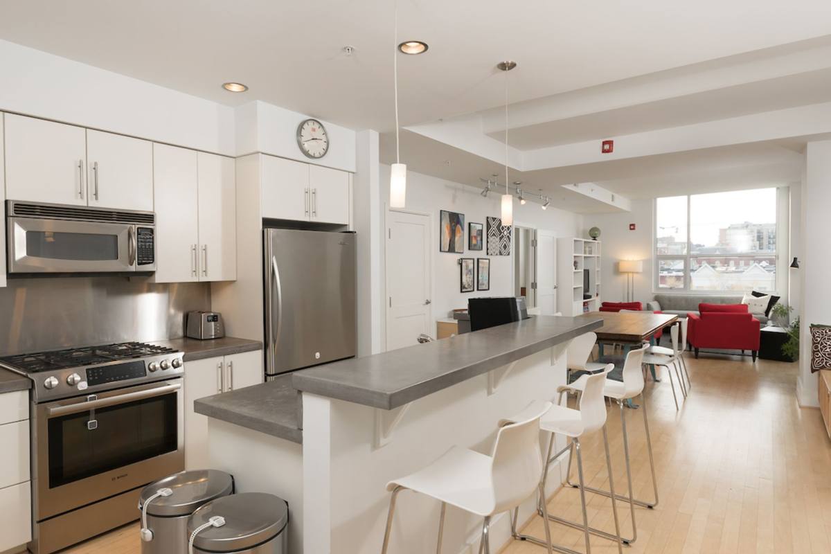 Apartment for rent at 2100 11th St NW, Washington, DC 20001