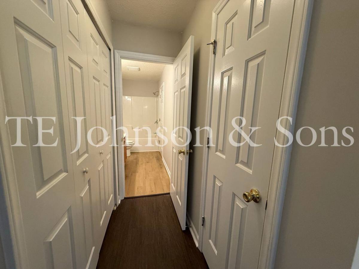 Townhouse for rent at 3355 Kensington Place, Winston Salem, NC 27103