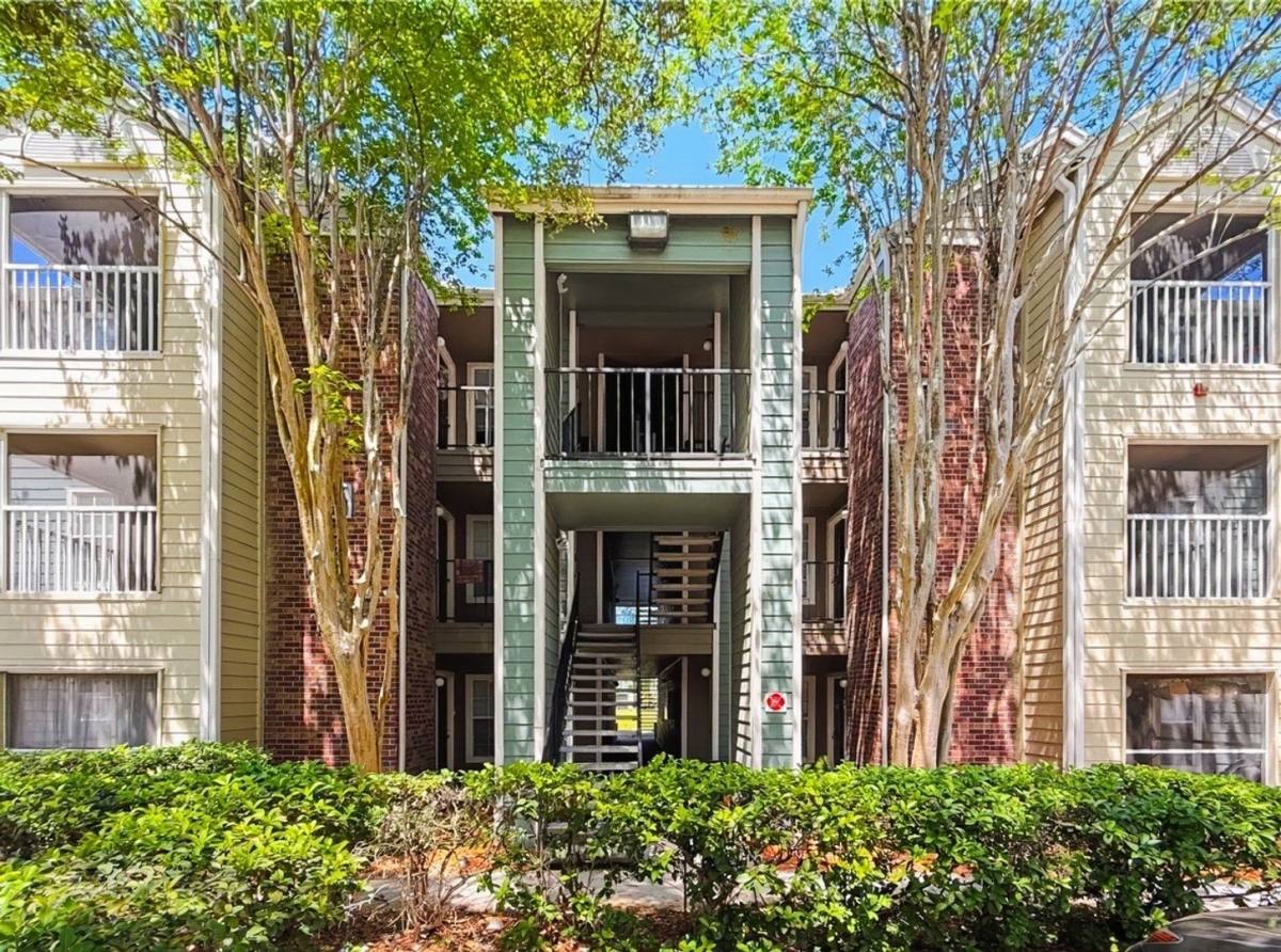 Condo for rent at 5124 Park Central Dr, Orlando, FL 32839