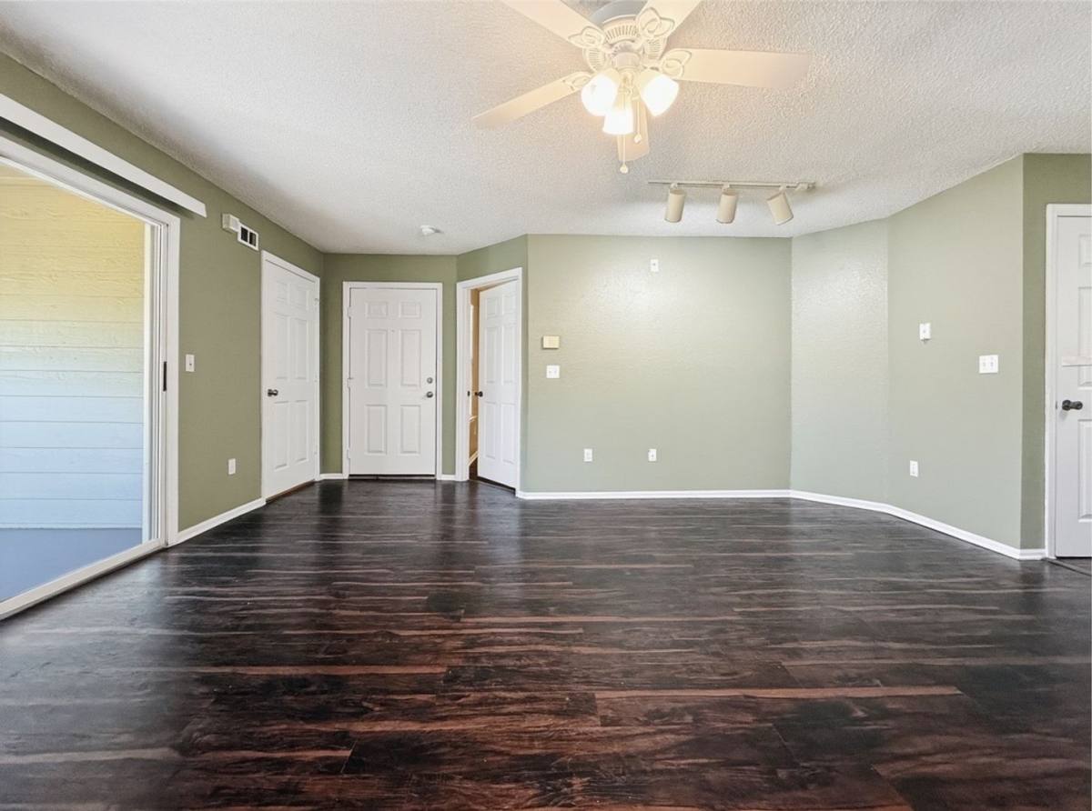 Condo for rent at 5124 Park Central Dr, Orlando, FL 32839