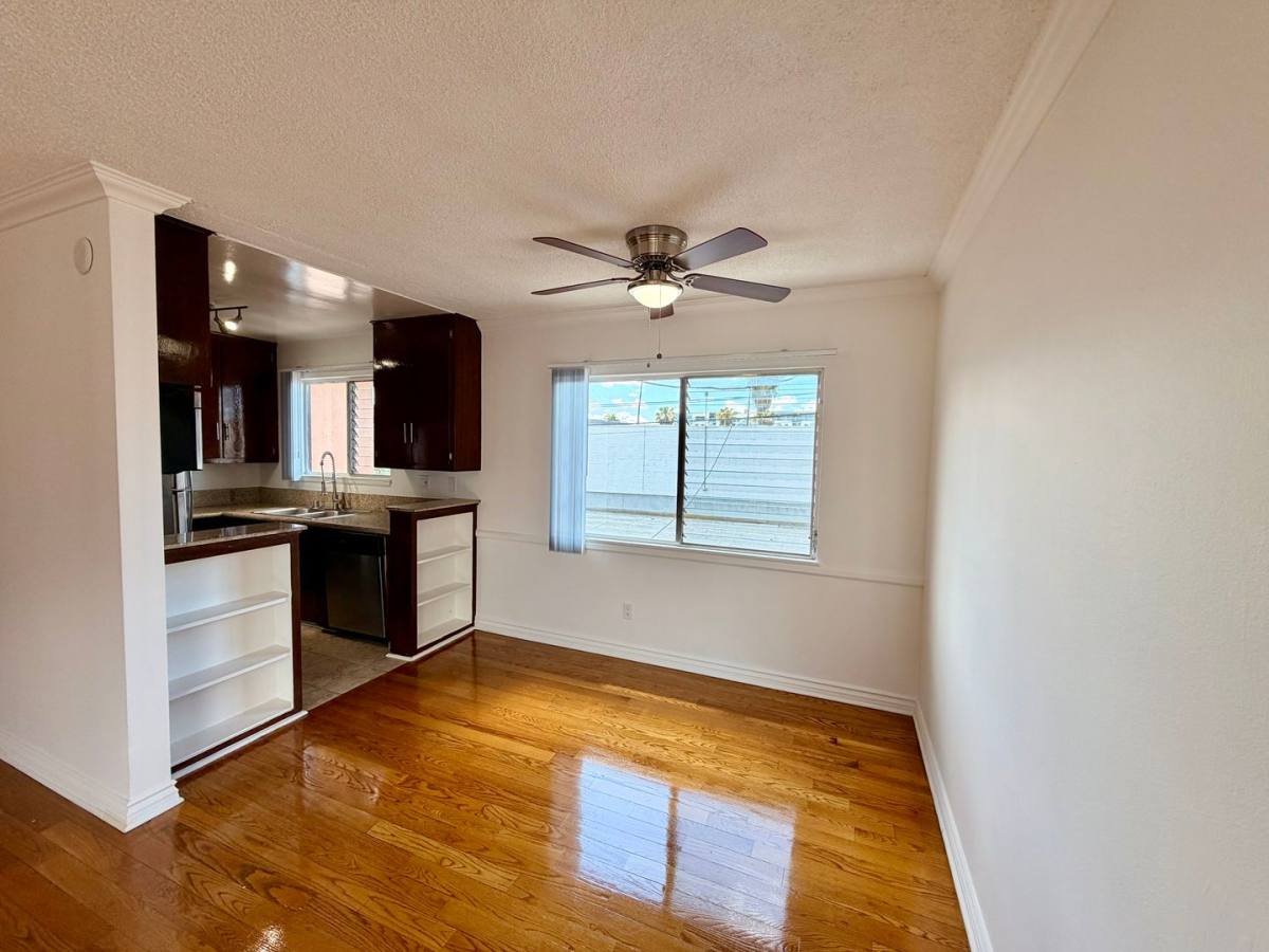 Apartment for rent at 5612 Harold Way, Los Angeles, CA 90028