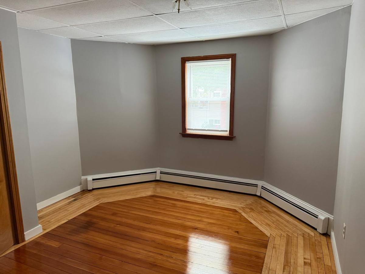 Apartment for rent at 124 Eastern Ave, Lynn, MA 01902