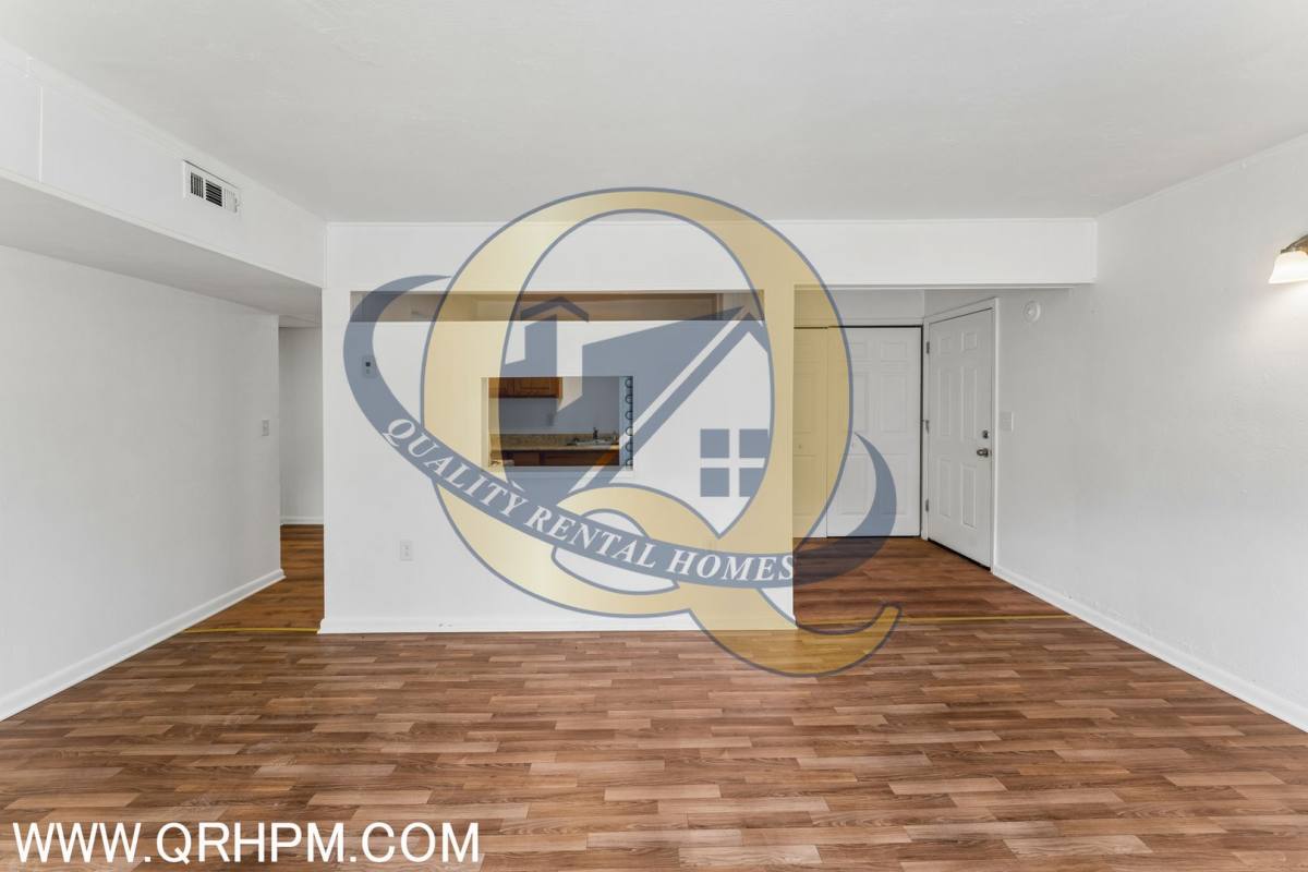 Apartment for rent at 10149 Corunna Rd, Swartz Creek, MI 48473