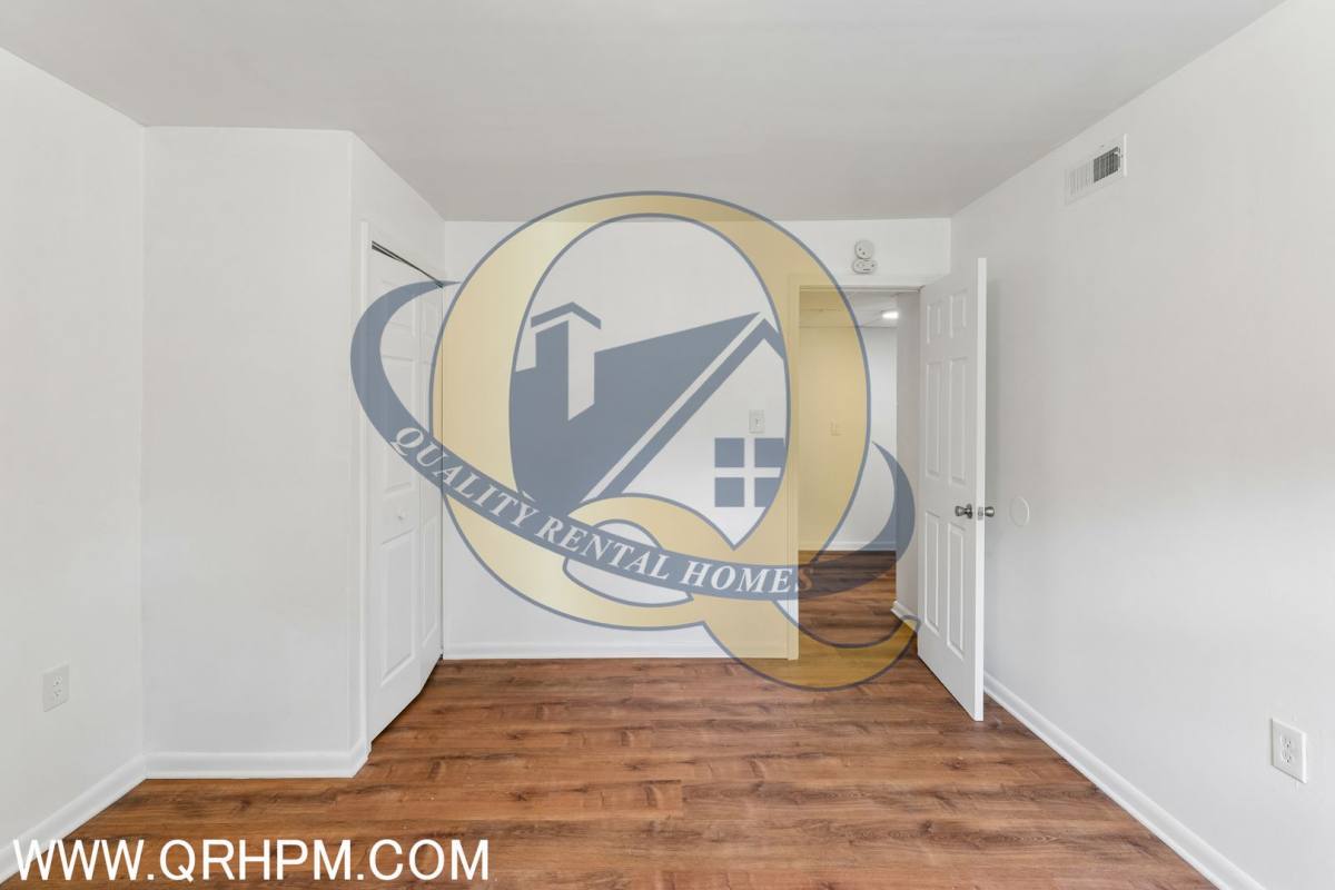Apartment for rent at 10149 Corunna Rd, Swartz Creek, MI 48473