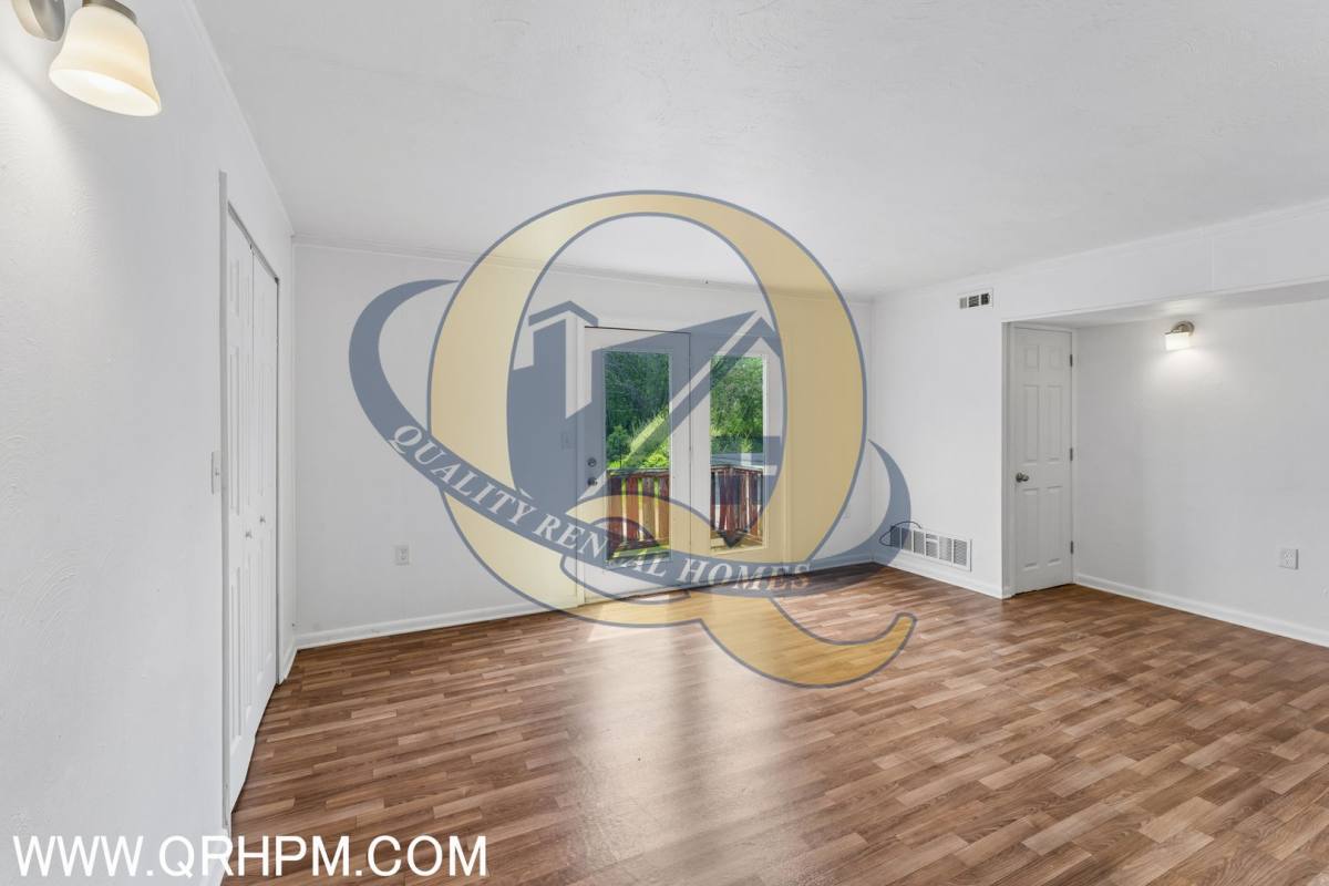 Apartment for rent at 10149 Corunna Rd, Swartz Creek, MI 48473