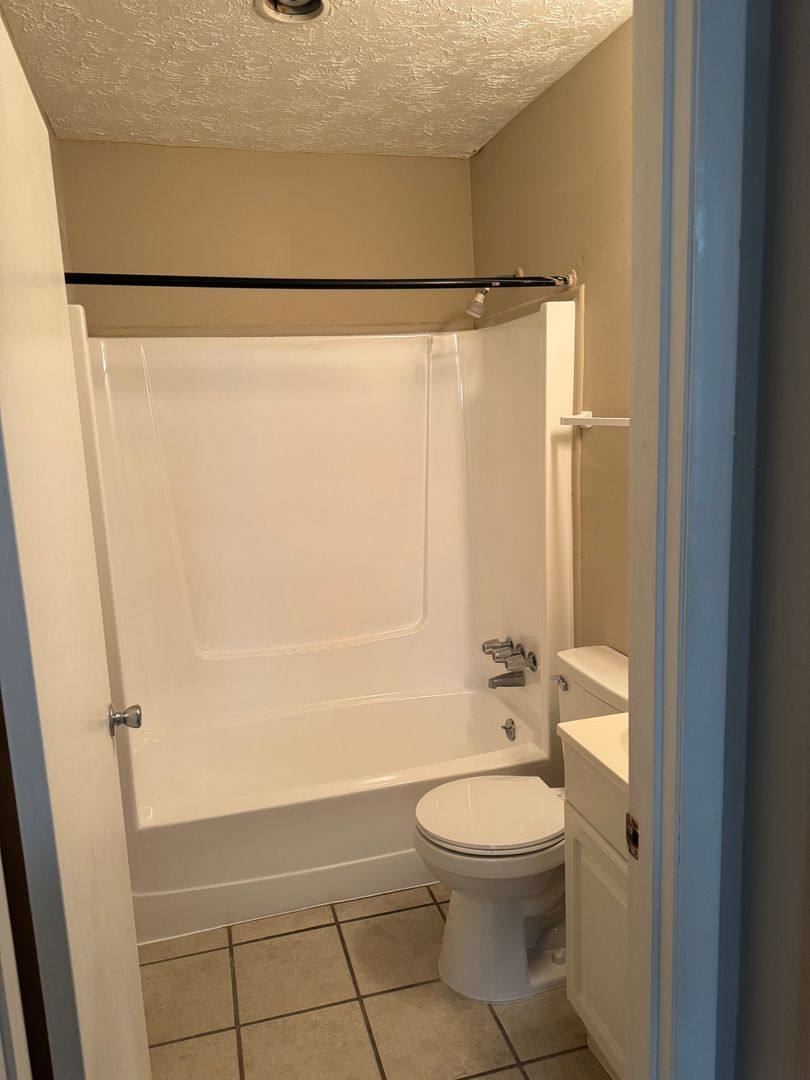Apartment for rent at 560 Perry St, Auburn, AL 36830
