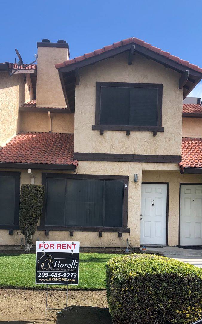 Condo for rent at 1501 Racquet Club Dr, Los Banos, CA 93635