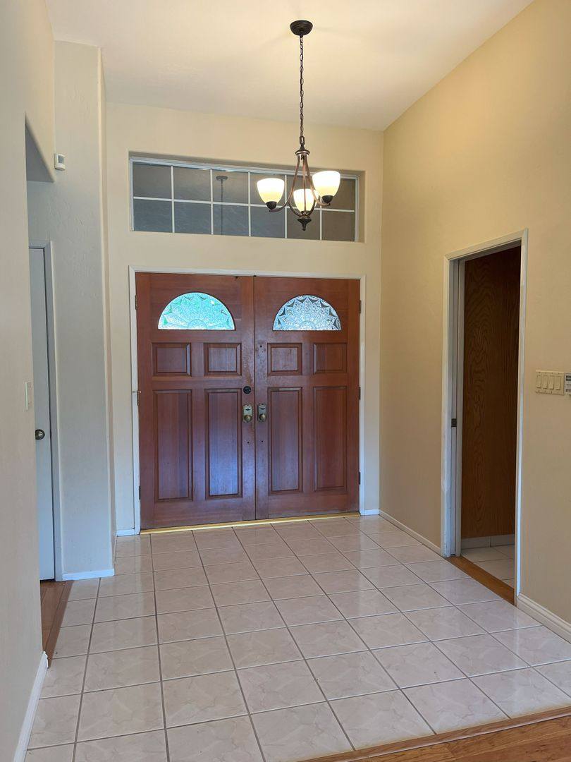House for rent at 8805 Landover Lane, Bakersfield, CA 93311