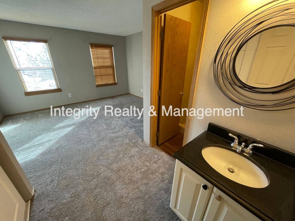 Townhouse for rent at 2626 E Nichols Circle, Littleton, CO 80122