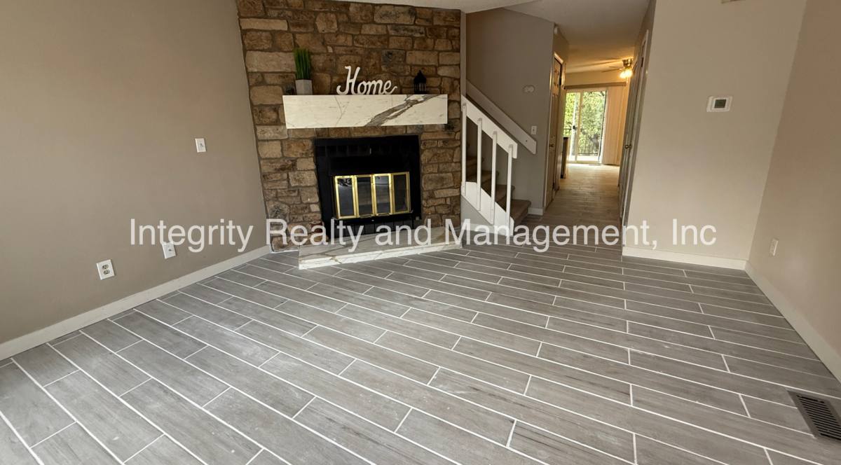 Townhouse for rent at 2626 E Nichols Circle, Littleton, CO 80122