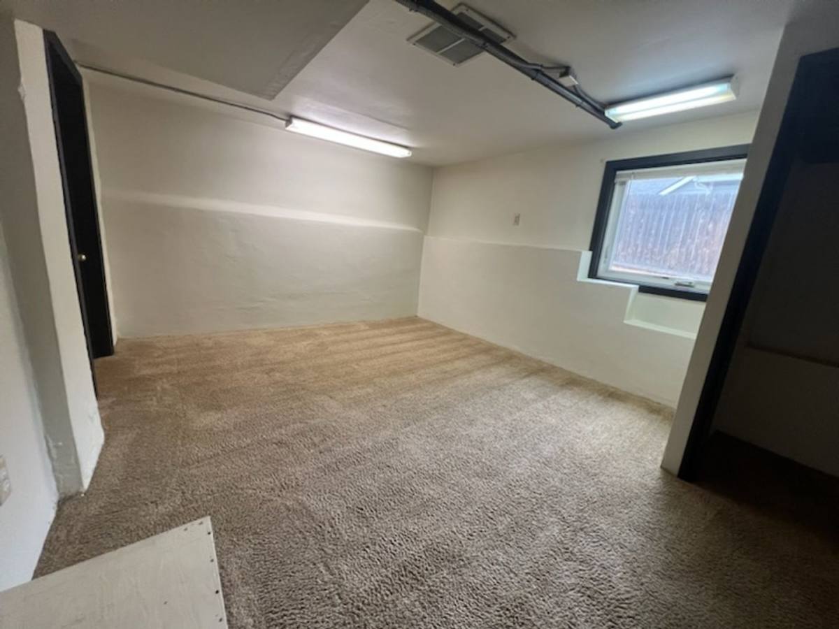 Apartment for rent at 2524 NE Division St, Bend, OR 97701
