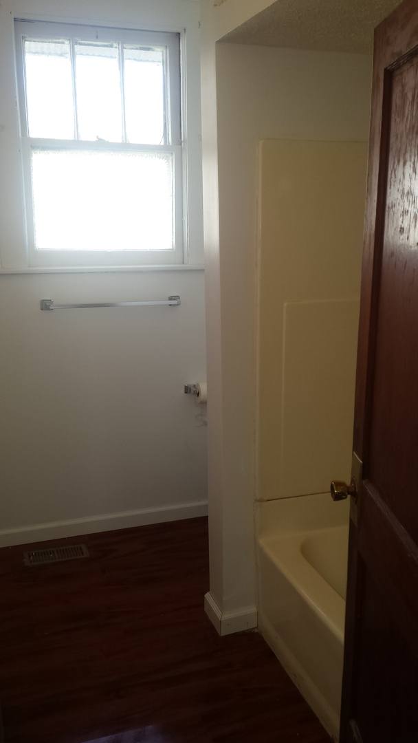 House for rent at 21 Woodward Court, Charleston, WV 25302