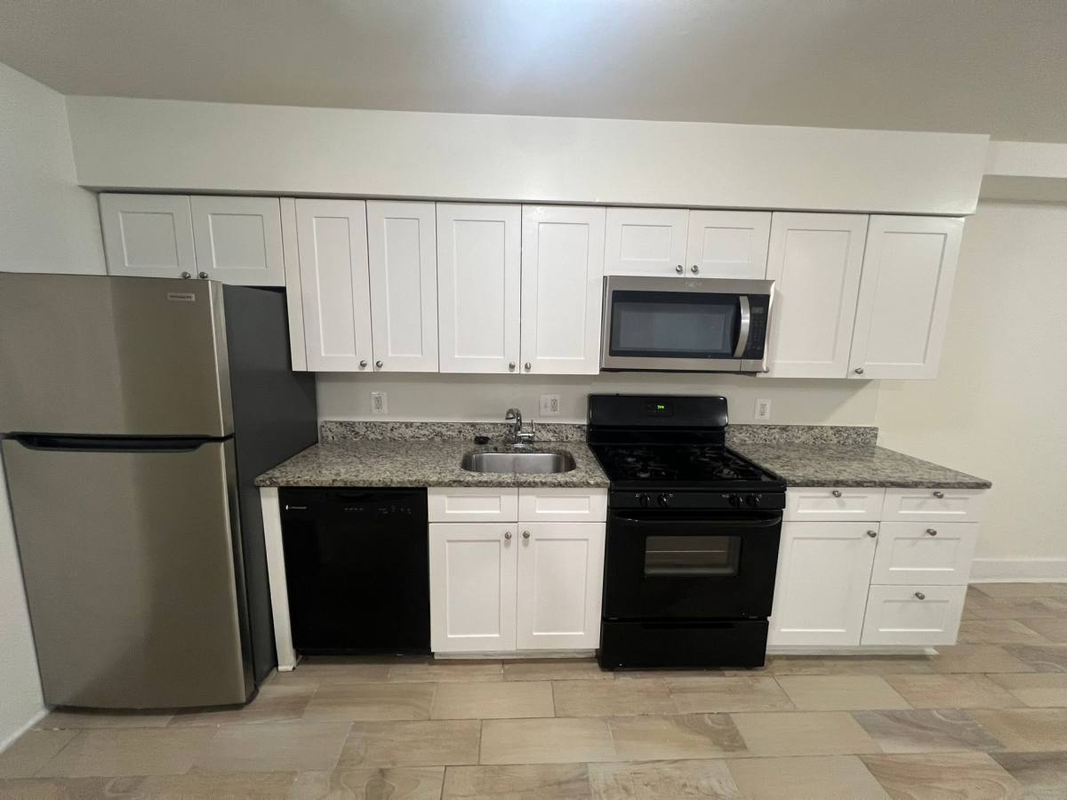 Apartment for rent at 5225 Marlboro Pike, Capitol Heights, MD 20743
