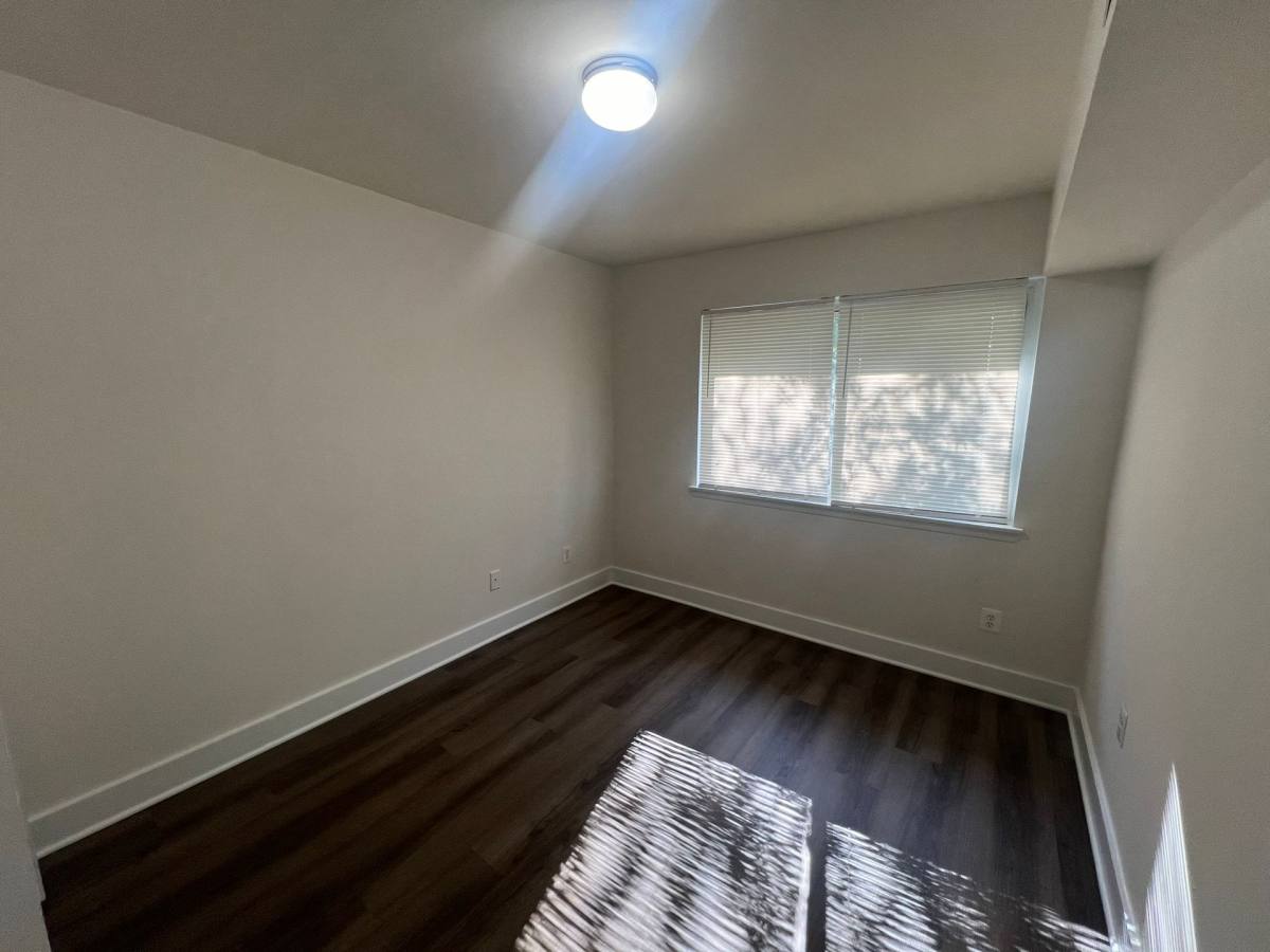 Apartment for rent at 5225 Marlboro Pike, Capitol Heights, MD 20743