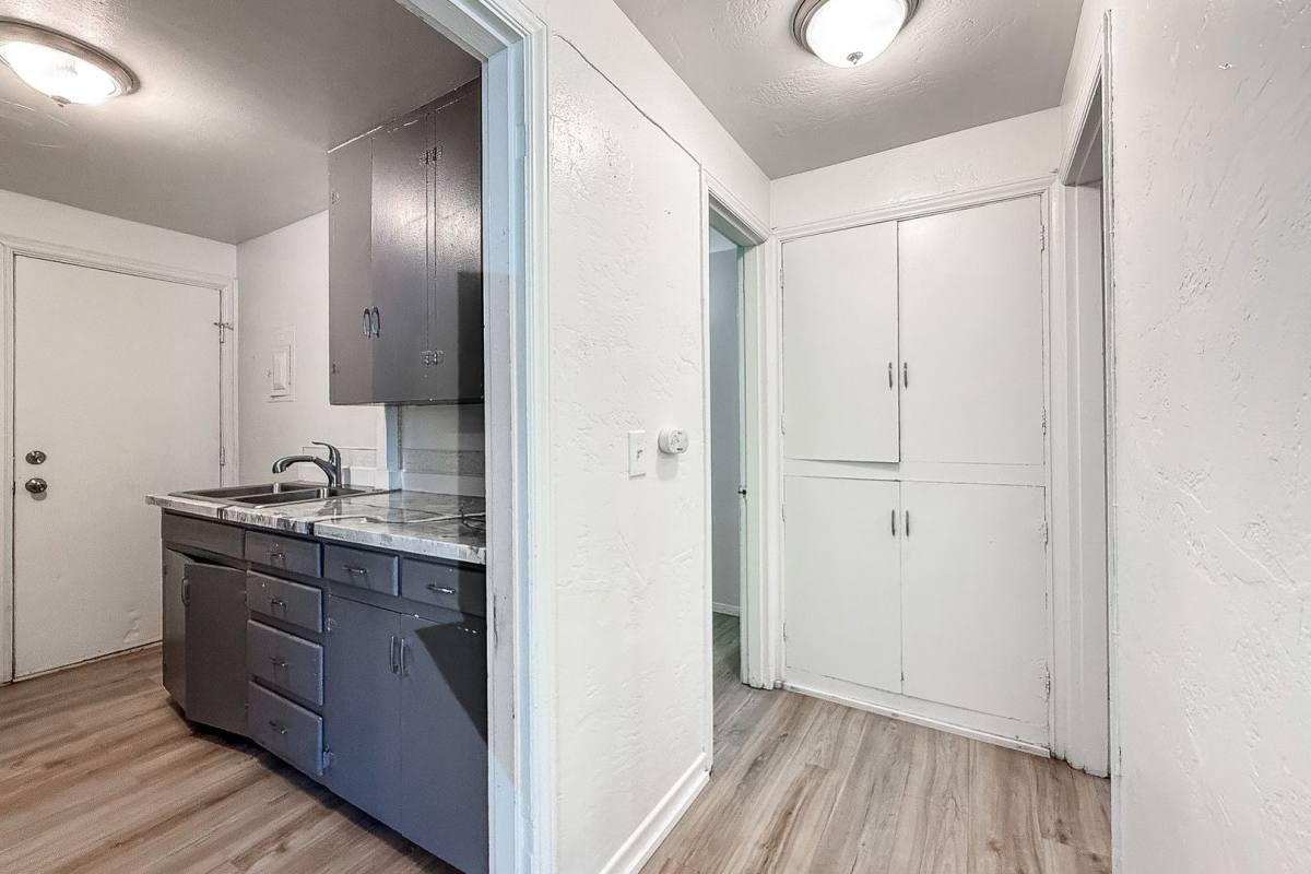 Apartment for rent at 1601 W Clark St, Pasco, WA 99301