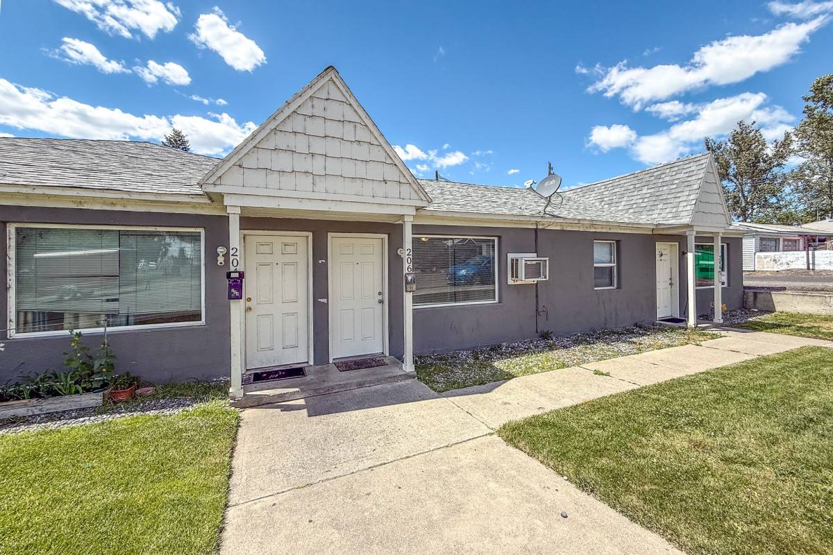 Apartment for rent at 1601 W Clark St, Pasco, WA 99301
