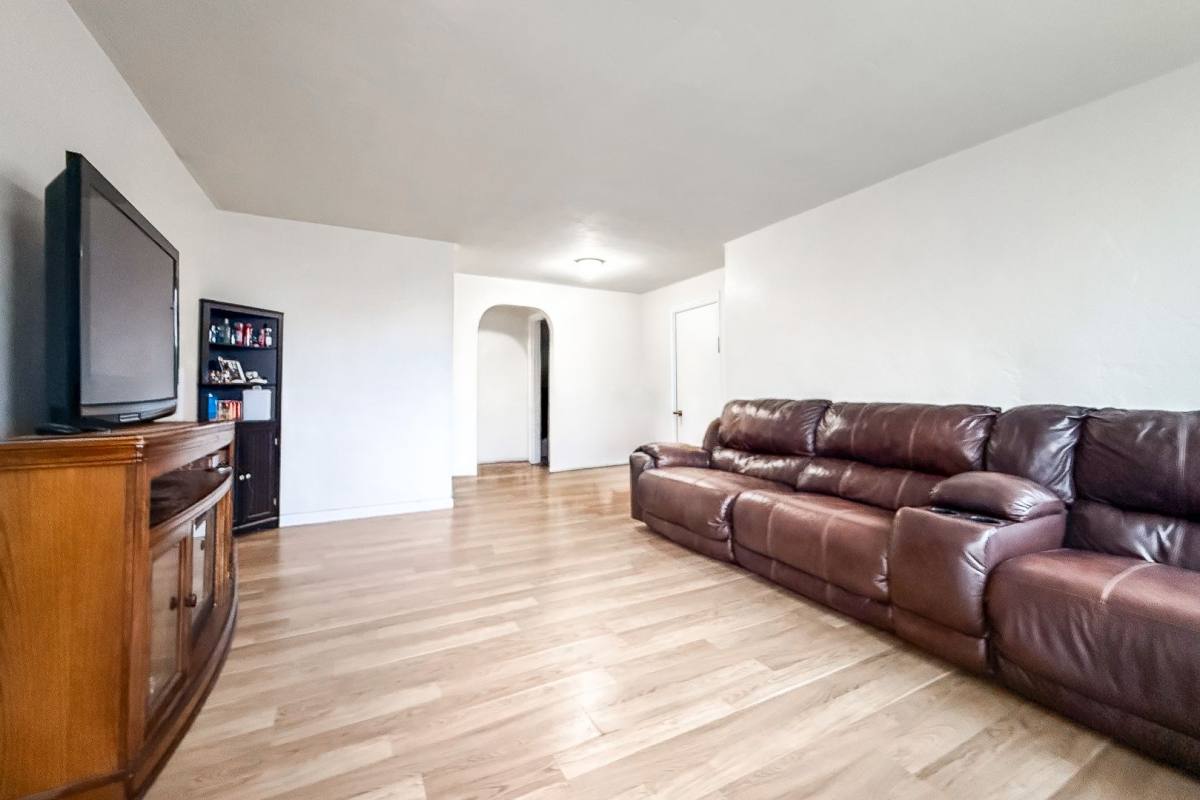 Apartment for rent at 1601 W Clark St, Pasco, WA 99301