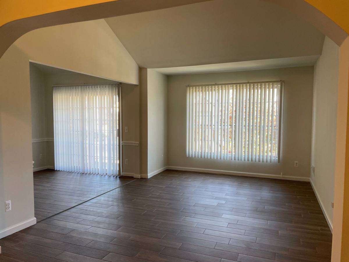 Apartment for rent at 8170 W Annsbury, Utica, MI 48316