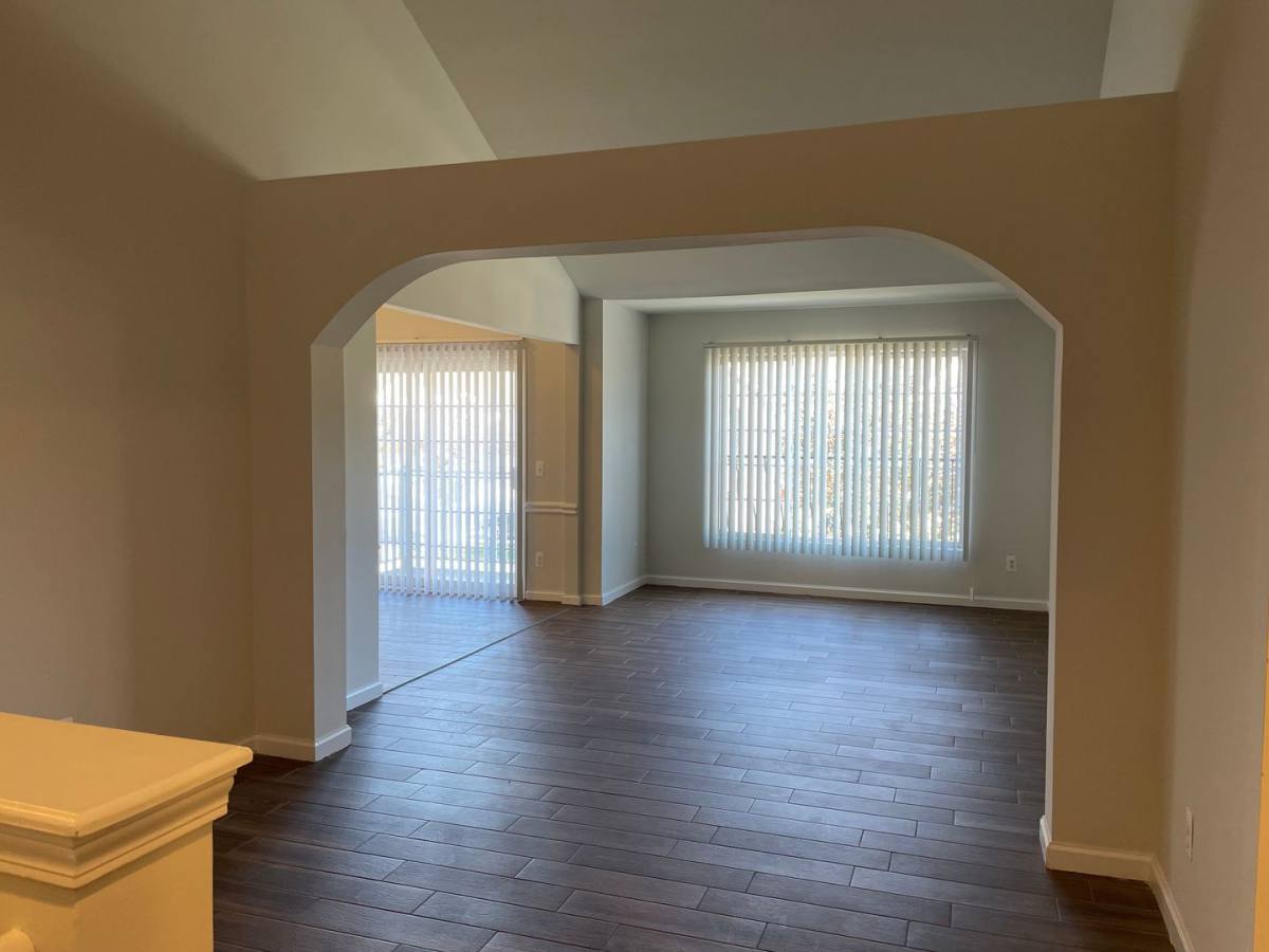 Apartment for rent at 8170 W Annsbury, Utica, MI 48316