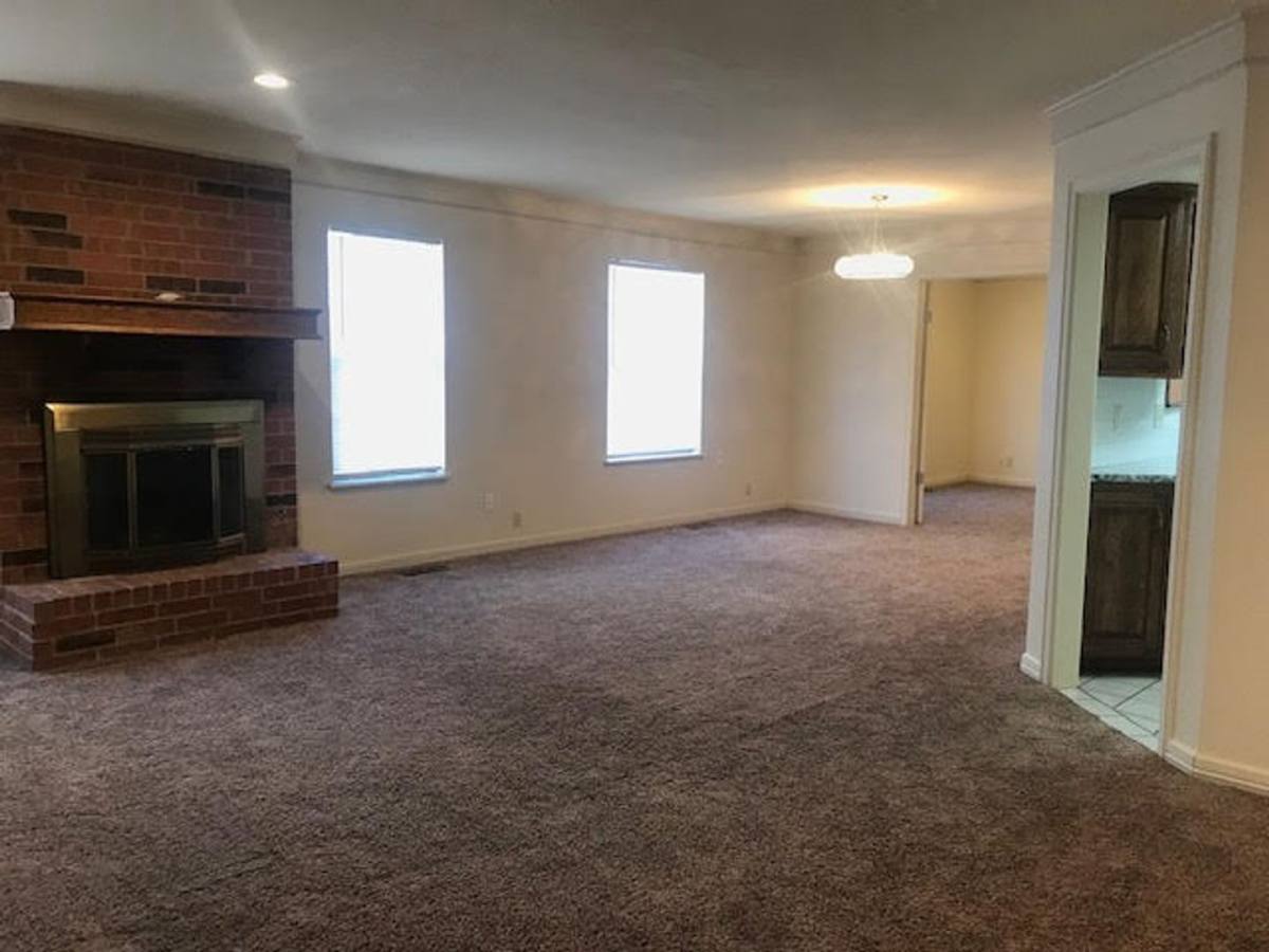 Condo for rent at 11906 Shady Trail Lane, Oklahoma City, OK 73120