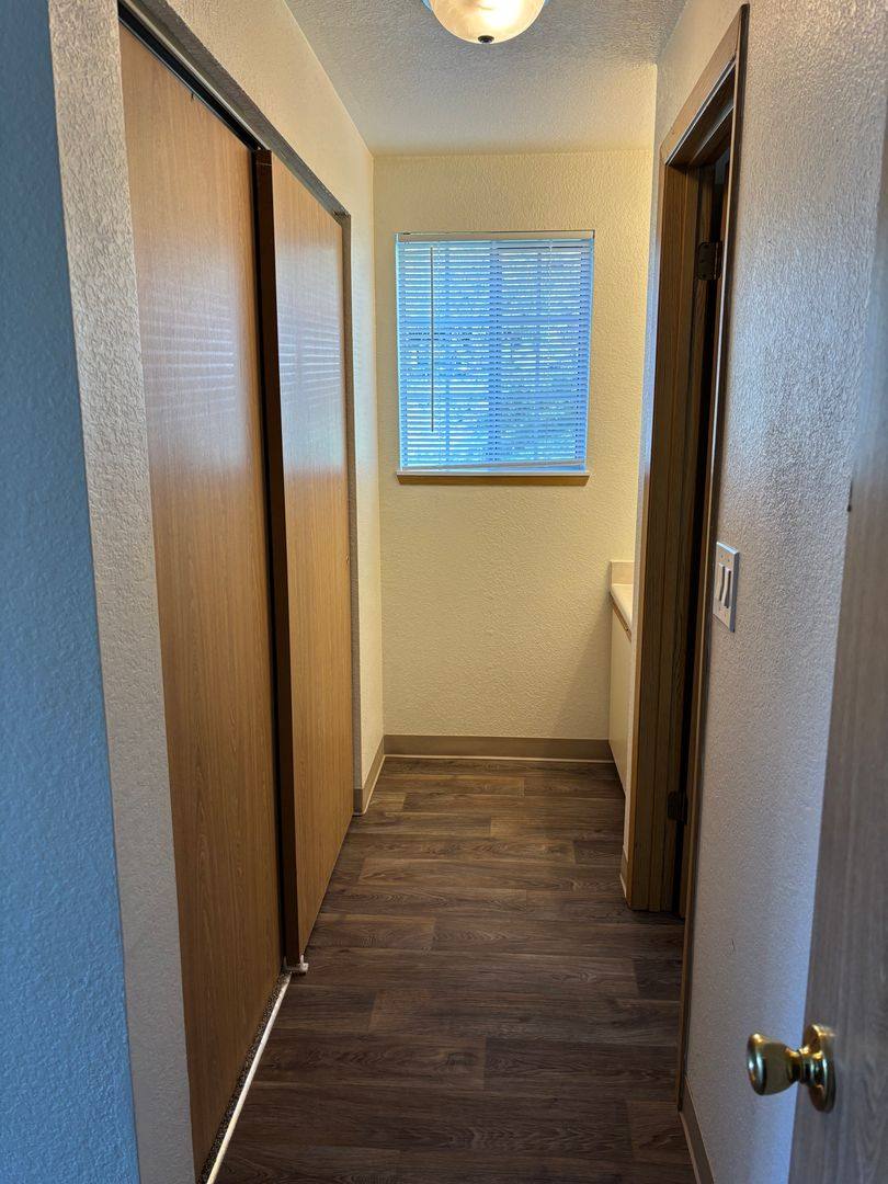 Townhouse for rent at 2511 Edenbower Blvd, Roseburg, OR 97471