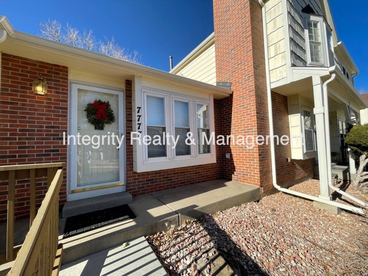 Townhouse for rent at 7777 S Steele St, Littleton, CO 80122