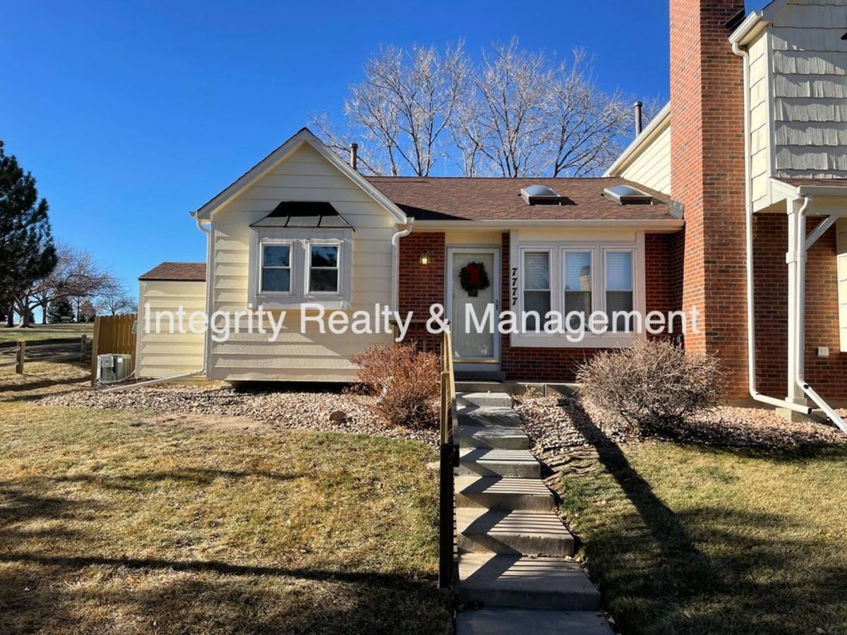 Townhouse for rent at 7777 S Steele St, Littleton, CO 80122