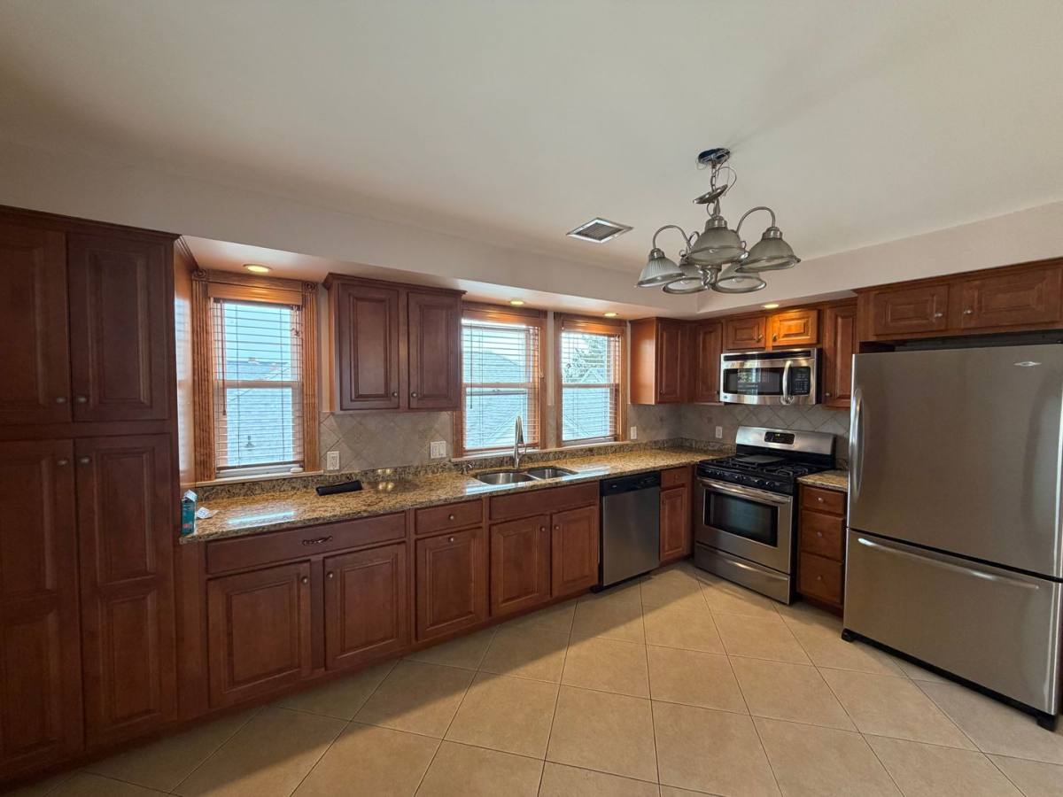 Apartment for rent at 35-37 John St, Malden, MA 02148