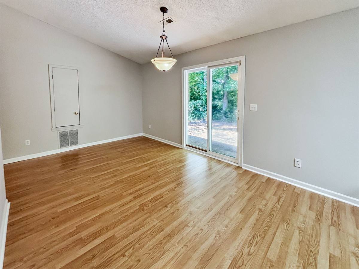 House for rent at 1497 Chaseway Circle, Powder Springs, GA 30127