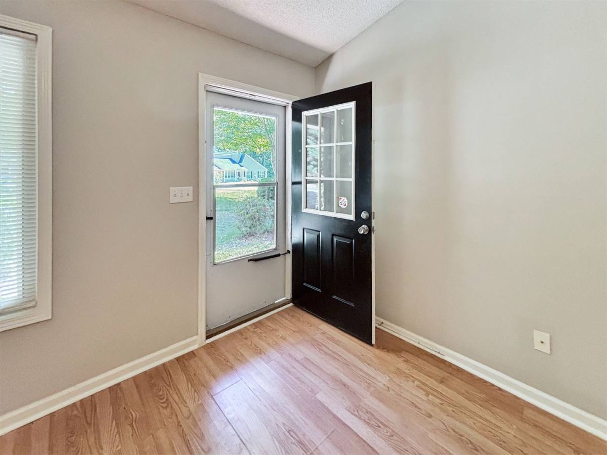 House for rent at 1497 Chaseway Circle, Powder Springs, GA 30127