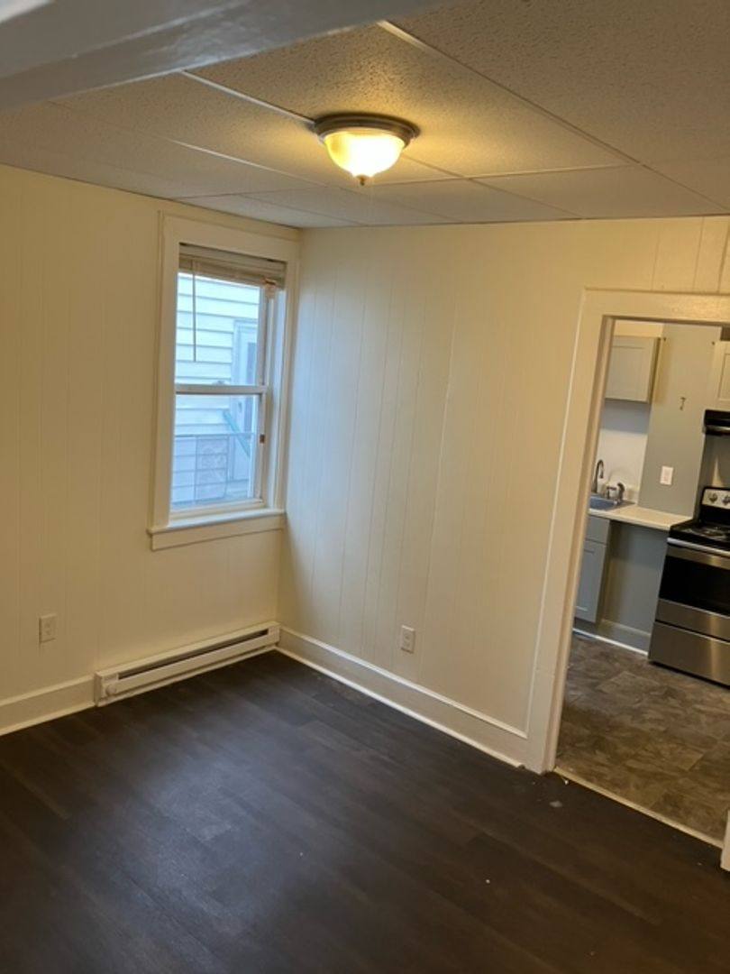 Apartment for rent at 24 N Main St, Bangor, PA 18013