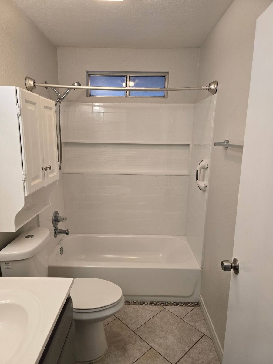 Apartment for rent at 832 Commercial Ave, Ridgecrest, CA 93555