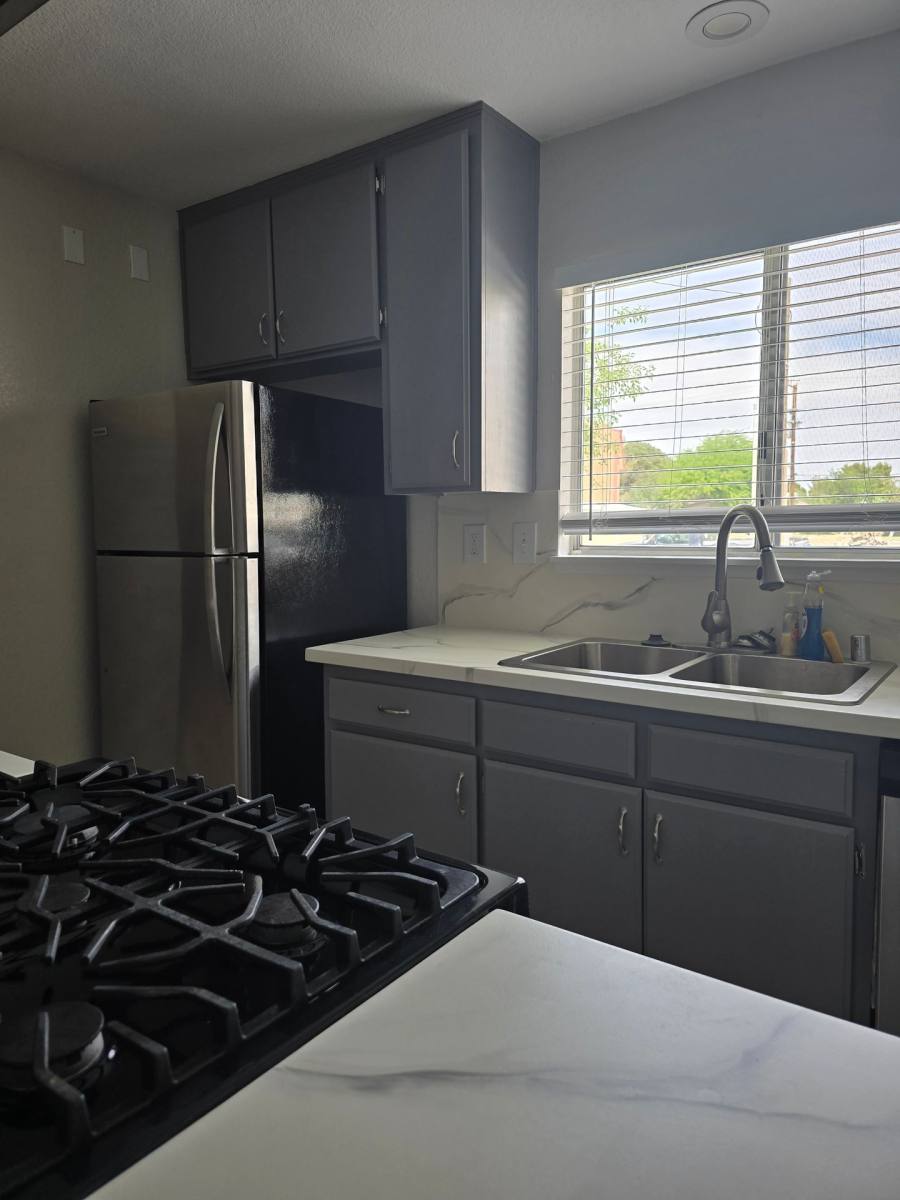 Apartment for rent at 832 Commercial Ave, Ridgecrest, CA 93555
