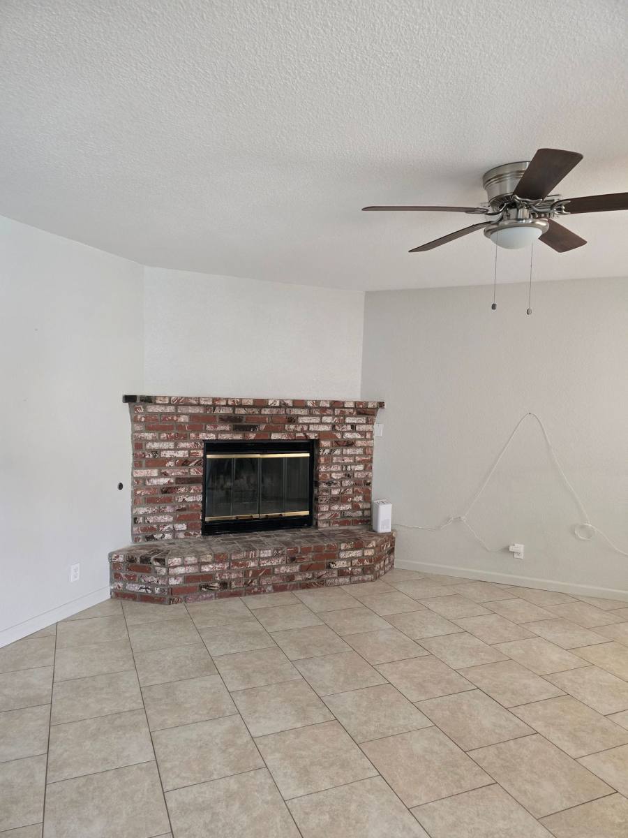 Apartment for rent at 832 Commercial Ave, Ridgecrest, CA 93555