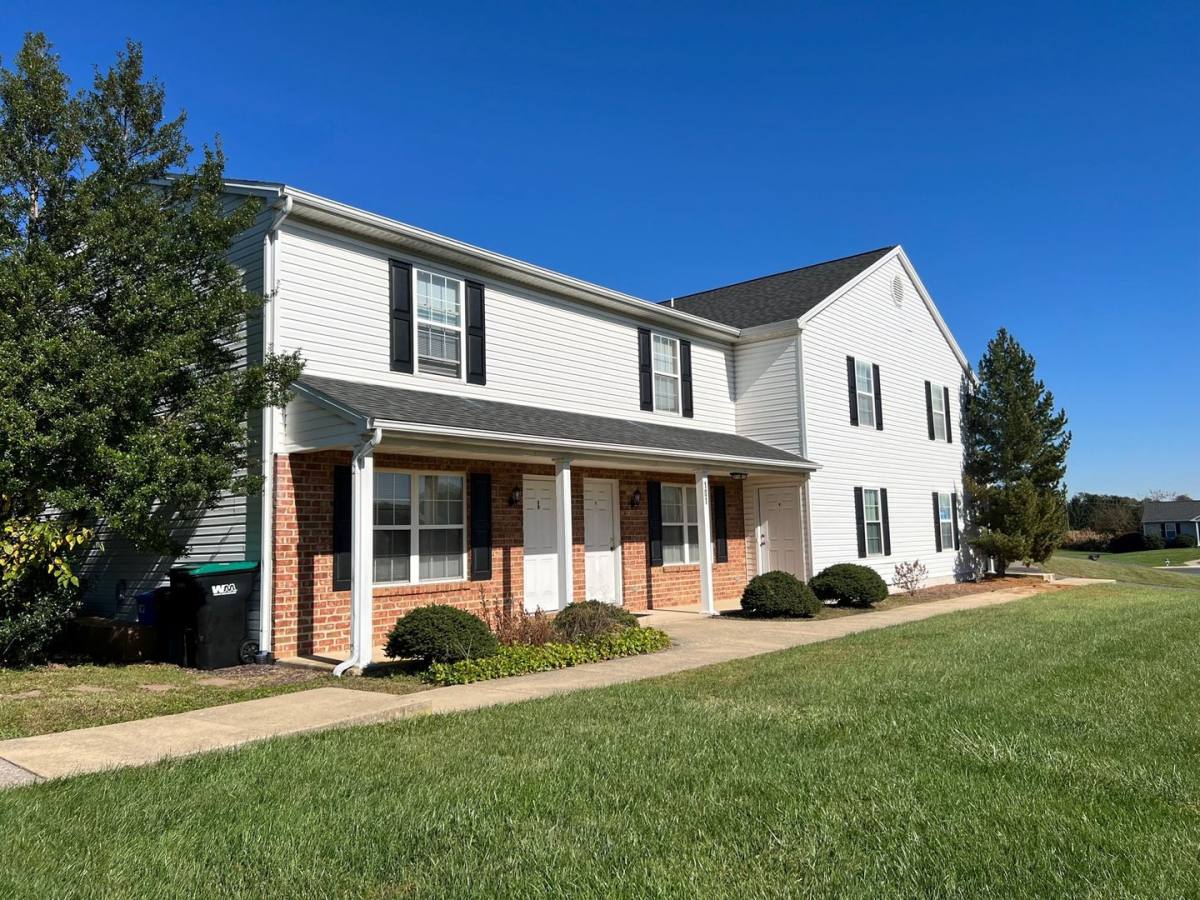 Apartment for rent at 101 B Sycamore Court, Bridgewater, VA 22812