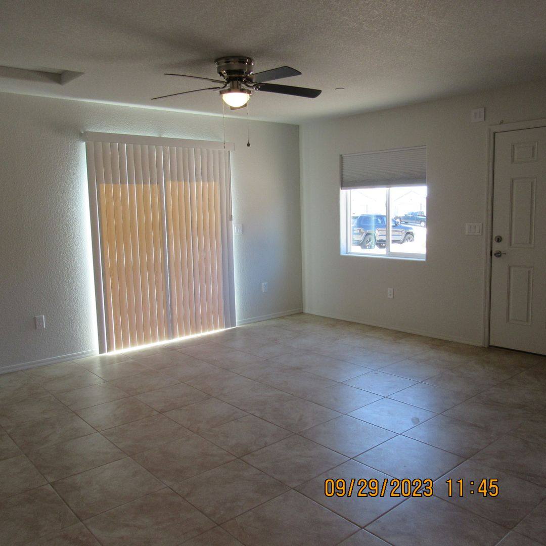 Townhouse for rent at 2495 Palisades Dr, Lake Havasu City, AZ 86404