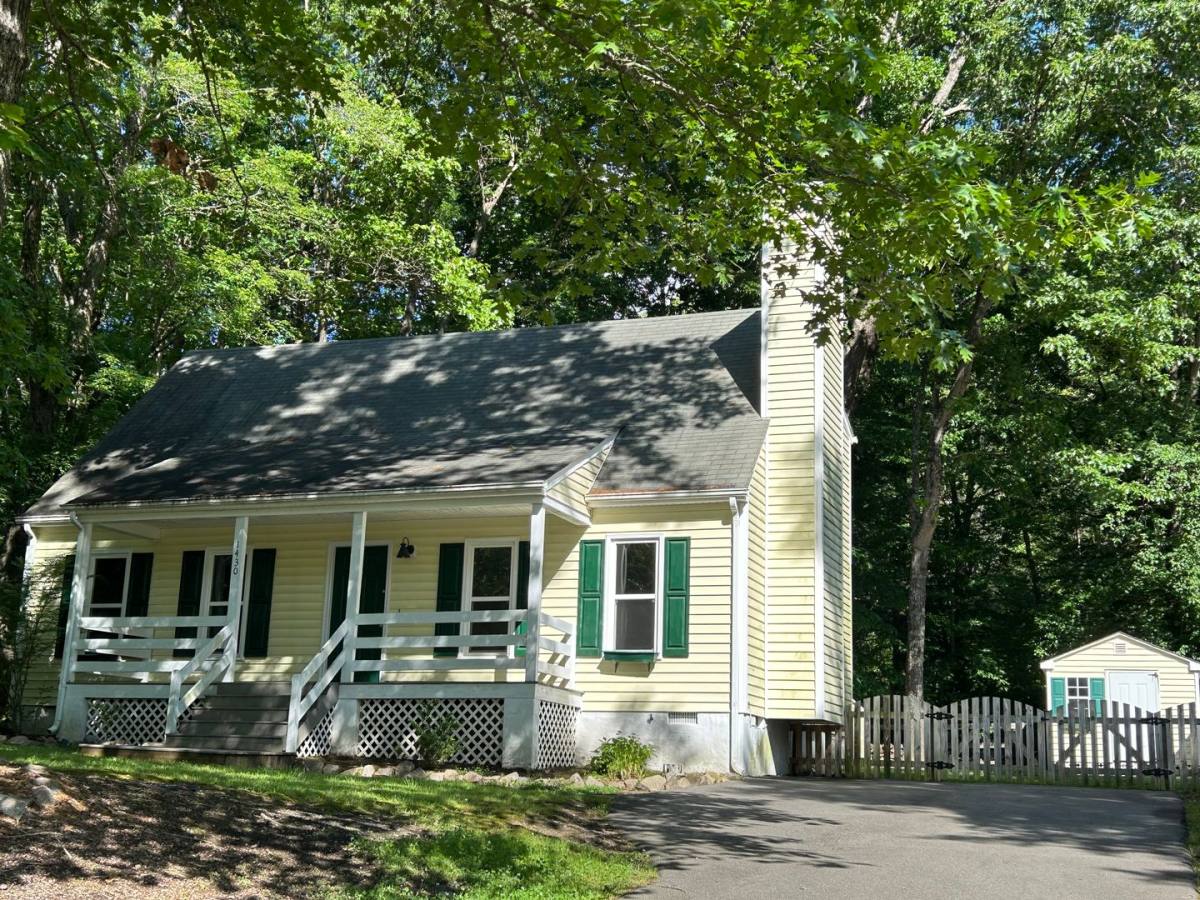 House for rent at 1430 Oldbury Rd, Midlothian, VA 23113