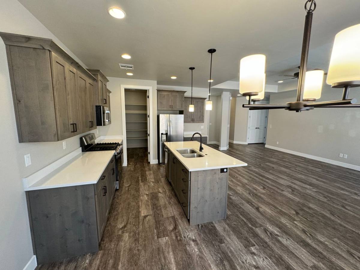 House for rent at 1496 W 460 N, Hurricane, UT 84737