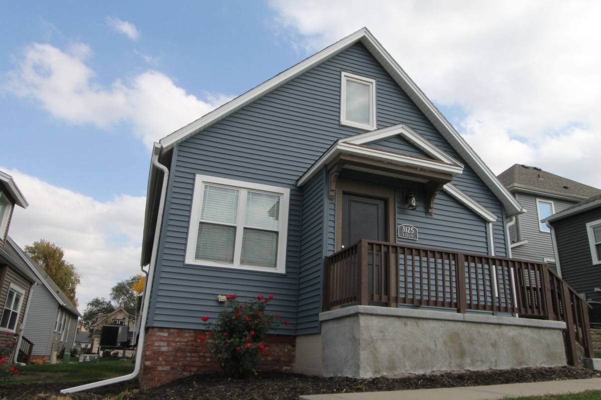 Apartment for rent at 3124 S 21st St, Omaha, NE 68108