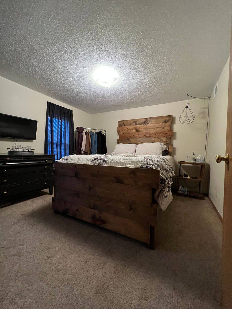 Apartment for rent at 115-117 Mill St, Holmen, WI 54636