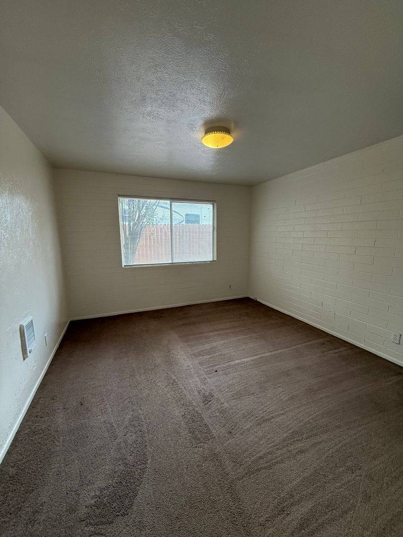 Apartment for rent at 3990 E Yuma Dr, Rimrock, AZ 86335