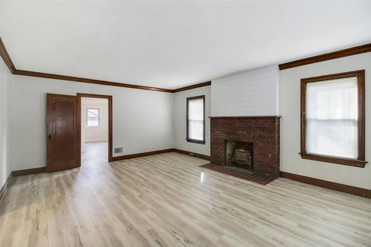 House for rent at 713 W Green St, Urbana, IL 61801